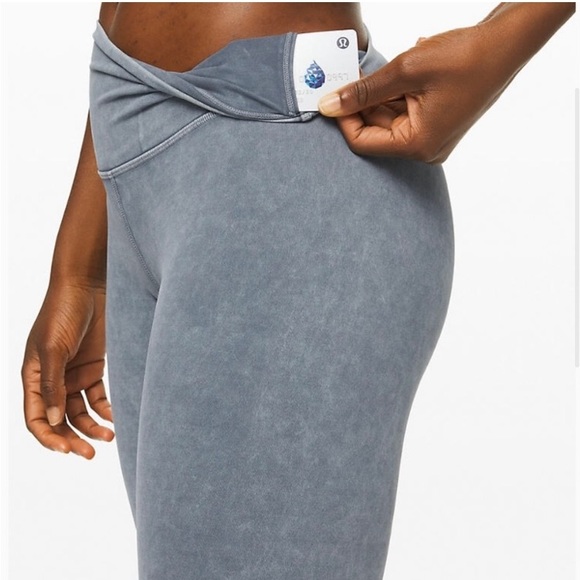 Lululemon Wunder Under High Rise Leggings 28” - Picture 3 of 3